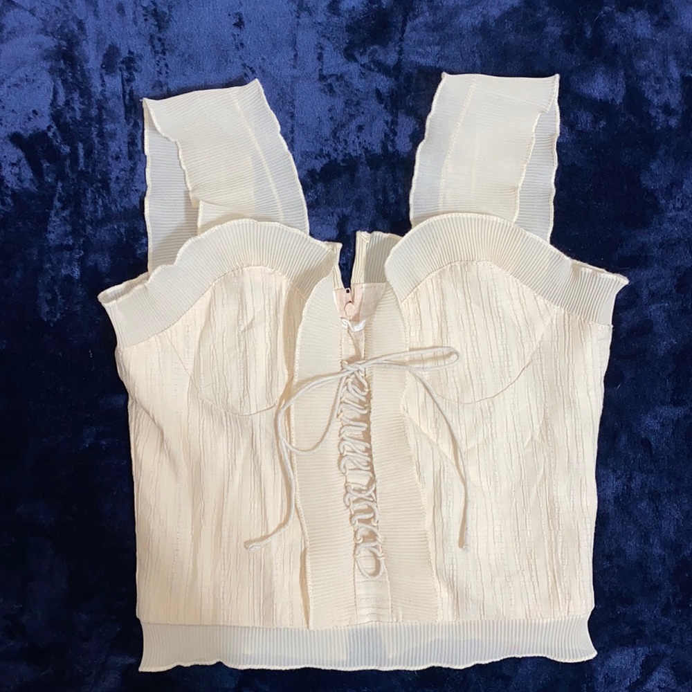 Seina cream top